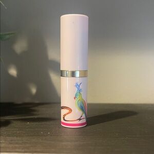 Estee Lauder Pure Color Envy Crème Lipstick shade Powerful